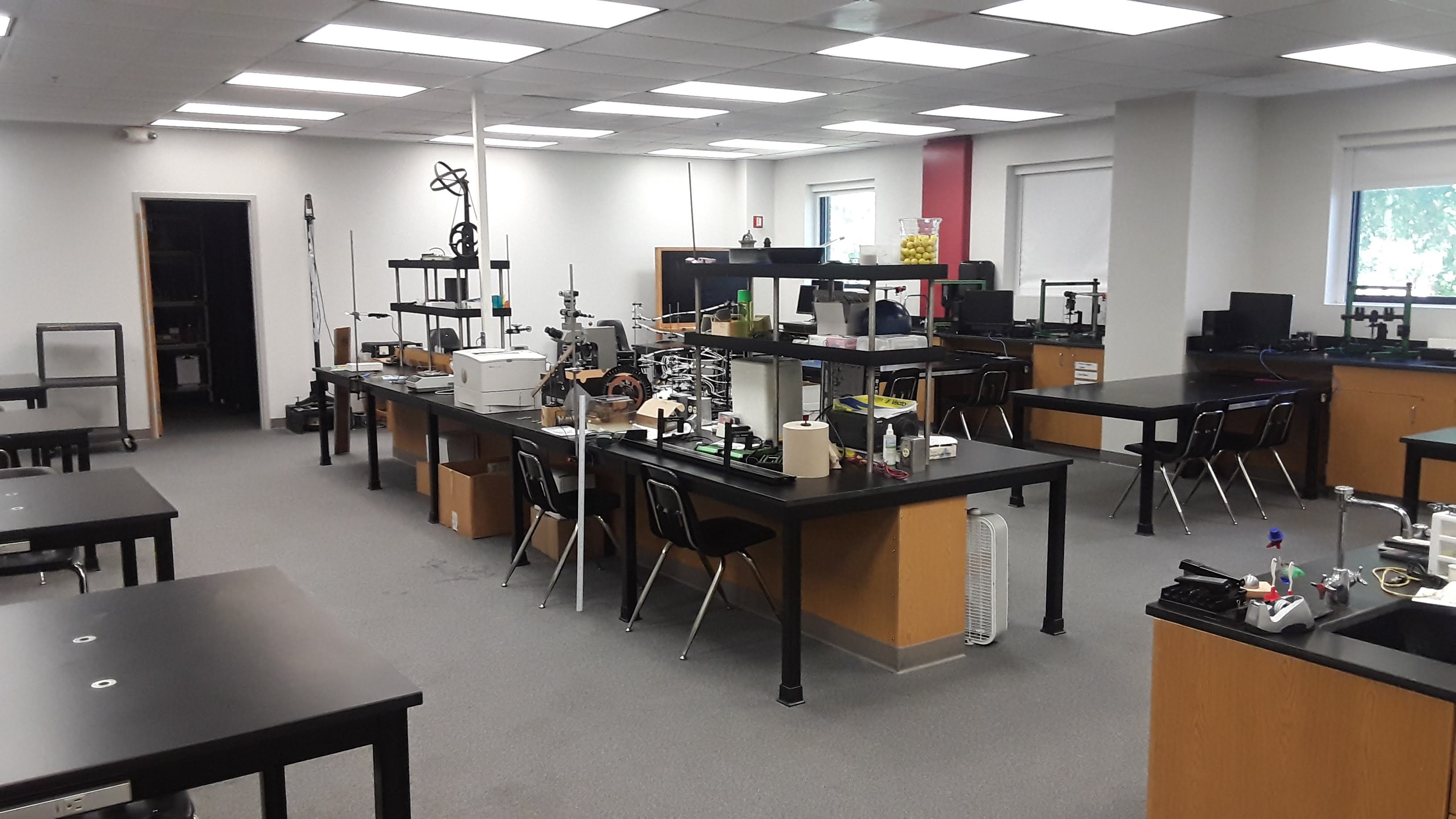Physics Labs Cameron University